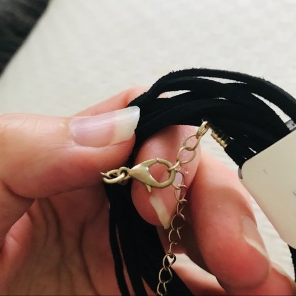 Off White Faux Druzy Bracelet Necklace Black Suede - Picture 3 of 4